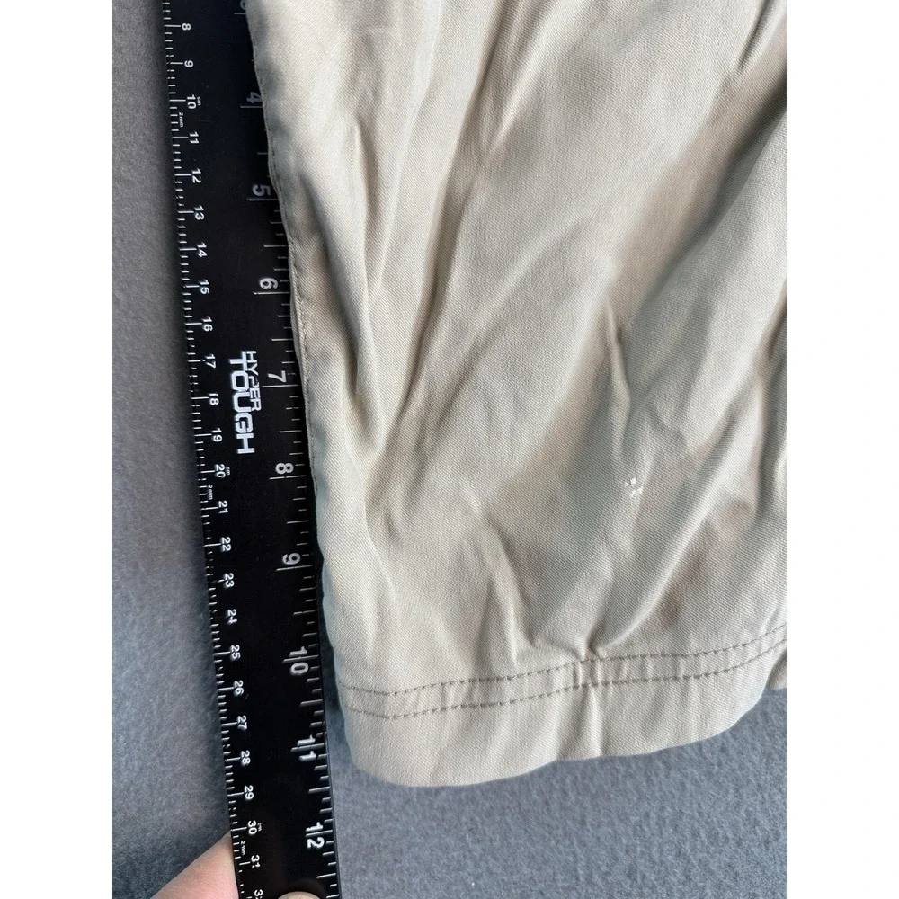 PrAna Zion Shorts Mens M Beige Cargo Canvas Belted 11 Inseam Hiking Casual